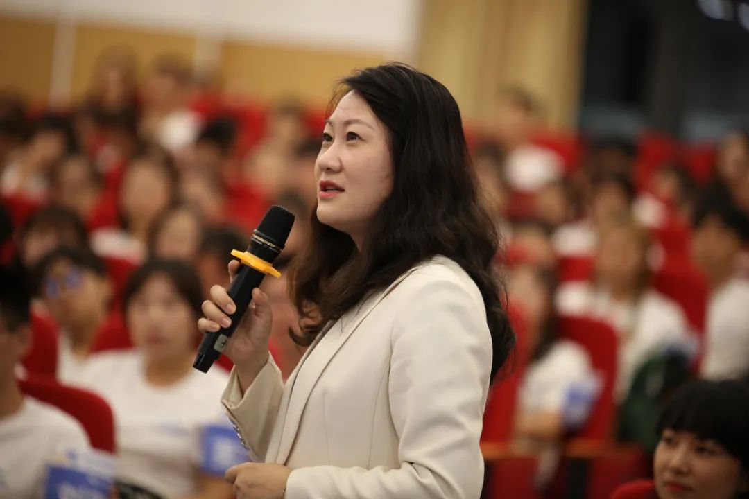 yp街机再生总经理金喆女士培训分享